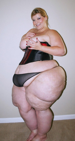 JB(sets250-259)/members/gallery/set250/images/Jenni (34).jpg