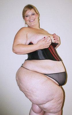 JB(sets250-259)/members/gallery/set250/images/Jenni (8).jpg