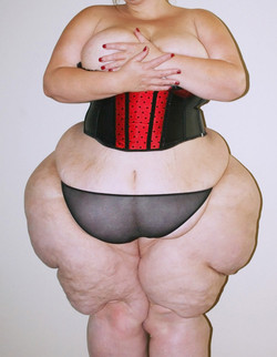 JB(sets250-259)/members/gallery/set250/images/Jenni (16).jpg