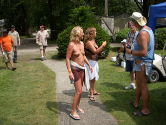 Nudes a Poppin festival 2010/ (103).jpg