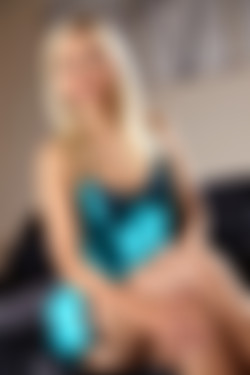 2011-09-28 - AL - Jenni Gregg - Teal Slip/vnt_0019.jpg