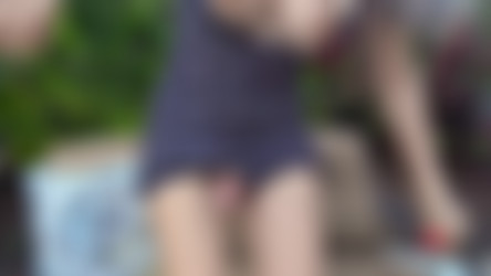 baileyalonebypool-wmvh-1.wmv