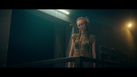 Shahmaran.S02.2160p.NF.WEB-DL.DDP.5.1.H.265-CHDWEB/Shahmaran.S02E02.Festina.Lente.2160p.NF.WEB-DL.DDP.5.1.H.265-CHDWEB.mkv