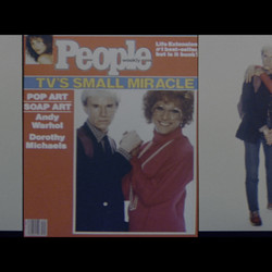 Tootsie.1982.2160p.REPACK.UHD.Blu-ray.Remux.DV.HDR.HEVC.FLAC1.0-CiNEPHiLES.mkv