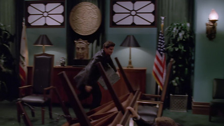 Buffy The Vampire Slayer S03 1080p Amazon WEB-DL DD+ 5.1 H.264-TrollHD/Buffy The Vampire Slayer S03E19 1080p Amazon WEB-DL DD+ 5.1 H.264-TrollHD.mkv